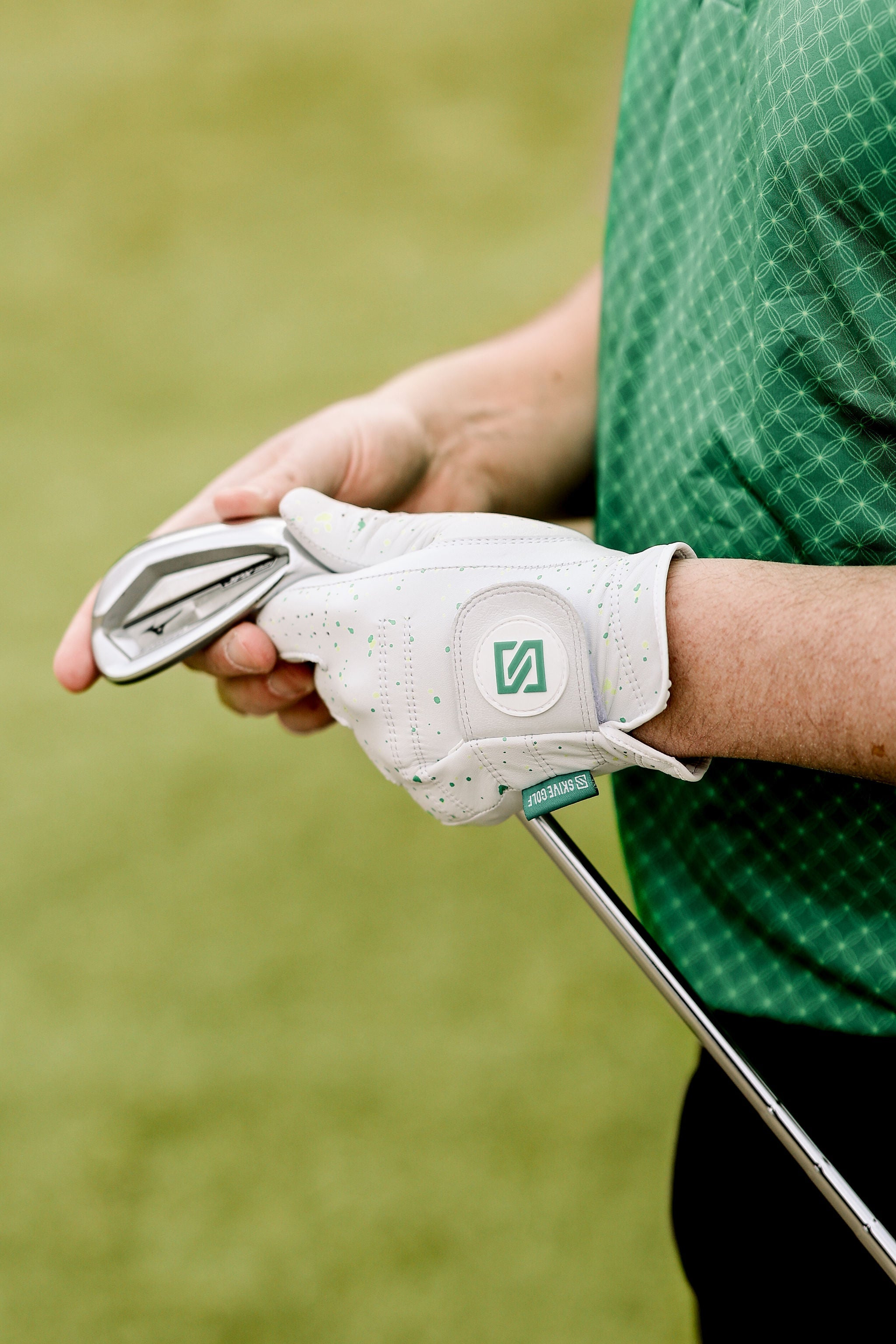 Premium Golf Glove